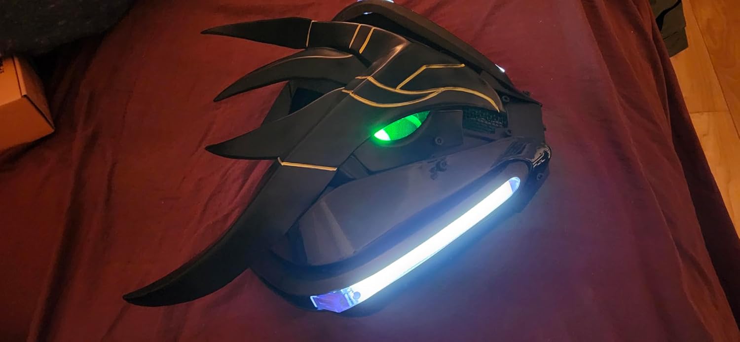 Armor Style Cyberpunk LED Mask - Techwear Cosplay - View 11