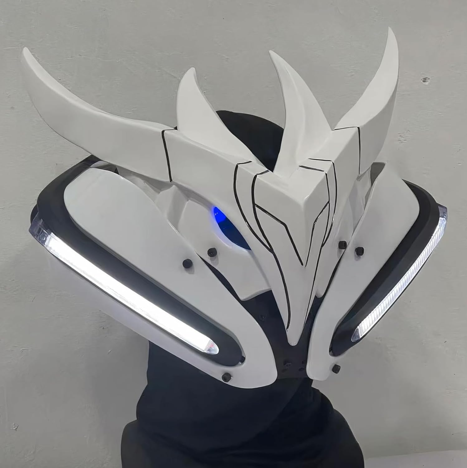 Armor Style Cyberpunk LED Mask - Techwear Cosplay - View 15