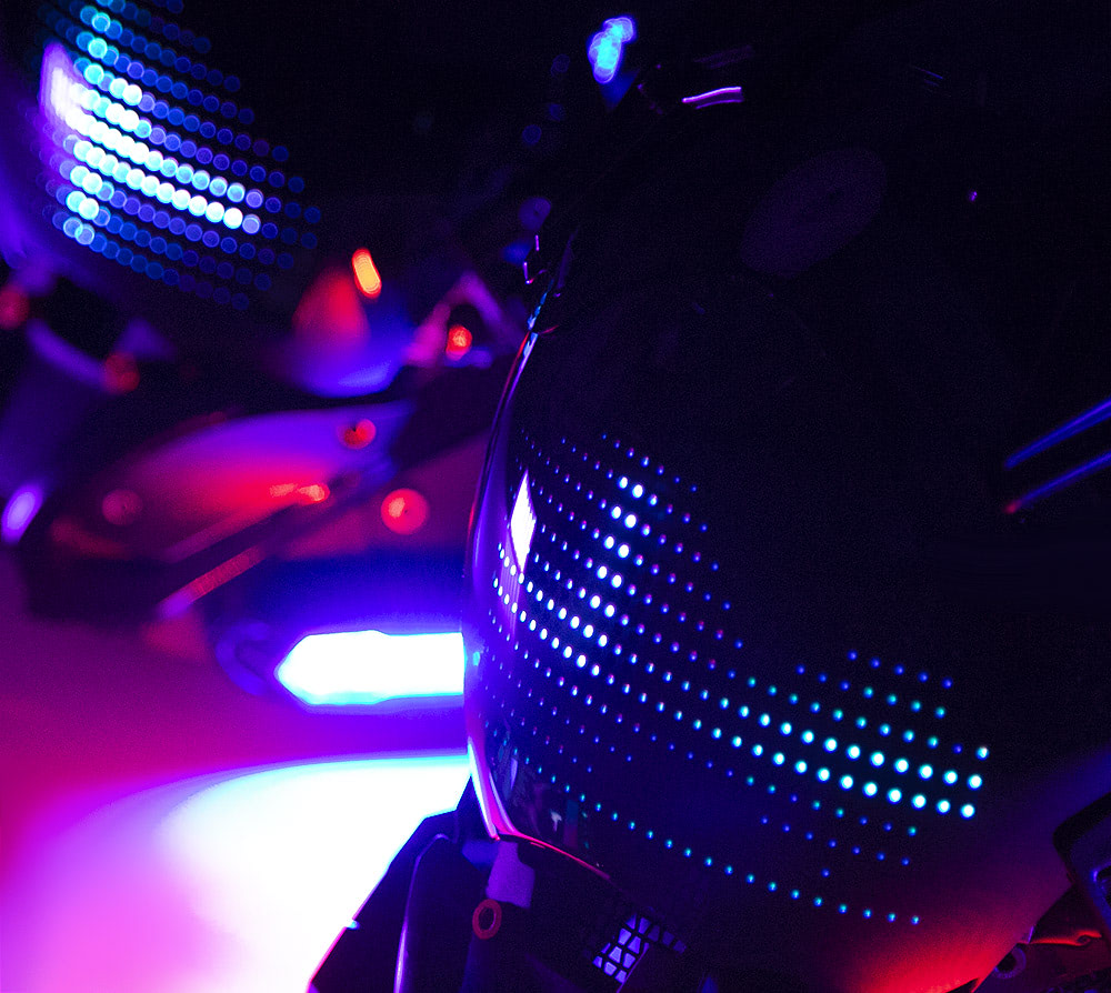 NEONX V1 Programmable Cyberpunk Mask - Color Display & LED Modules